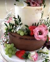 Anns Designer Cakes image 1